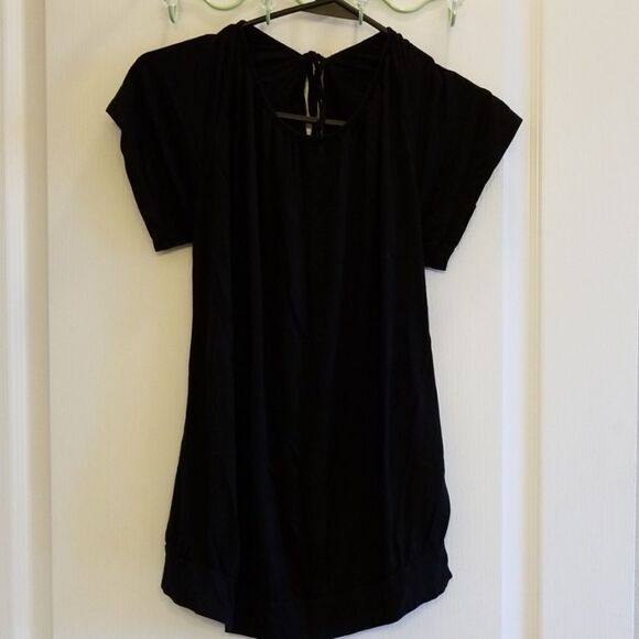 🎉 Host Pick 🎊Maternity Top - Picture 1 of 3